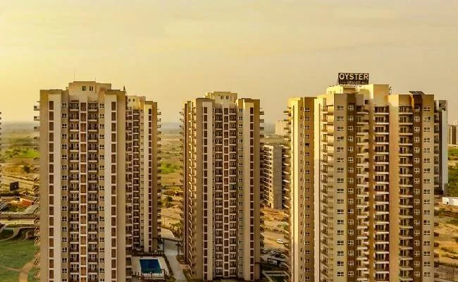 Adani M2K Oyster Grande