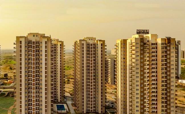 M2K Adani Oyster Grande