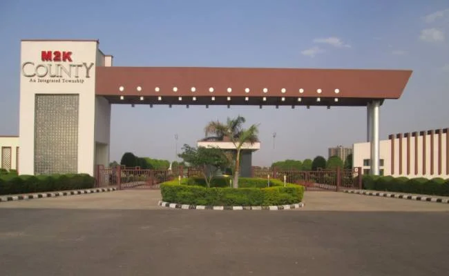  M2K County